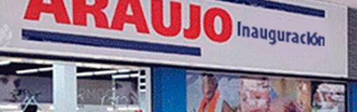 Drogaria Araujo, corta cintas