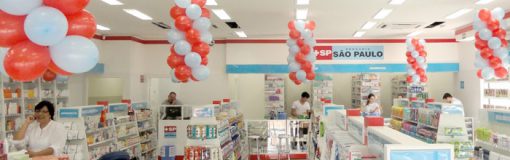 Drogaria São Paulo corta cintas