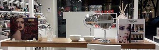 Las perfumerías prueban estrategias