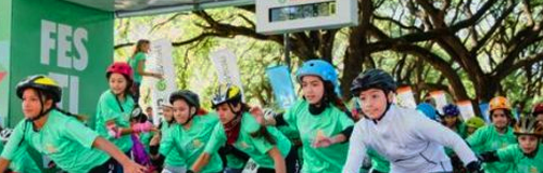 Farmacity con 8º festival