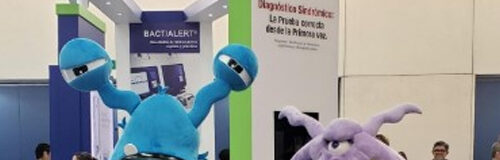 BioMérieux con muñecos y más