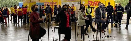 DHL trajo las vacunas de Pfizer