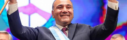 Manzur ya se prueba el traje, gabinete