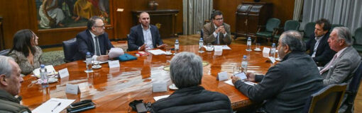 Estado, UIA y CGT: con acuerdo tripartito