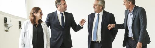 Alberto Fernández recorrió Hospital Pilar