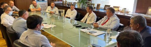 Hospitales nacionales: reunión en Ministerio