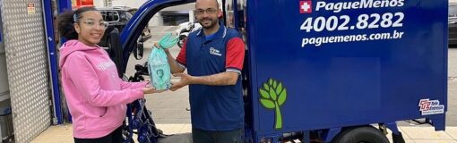 Pague Menos entrega con auto eléctrico