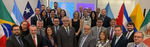 Reunión de la ARNr con ANMAT y más