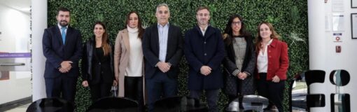 Sanofi con visitas del intendente de Pilar