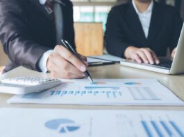 Licitación: Gador vs Tuteur en puja