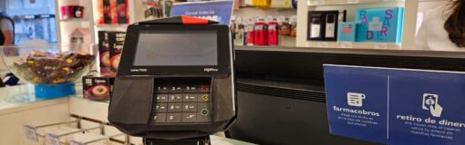 Farmashop con terminal inalámbrica, cobros