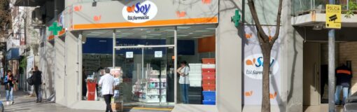 Soy corta cintas en el barrio de Colegiales