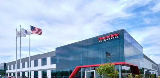 Thermo Fisher completa venta de microbiología