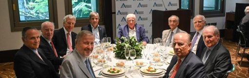 Farma con Caputo y empresarios