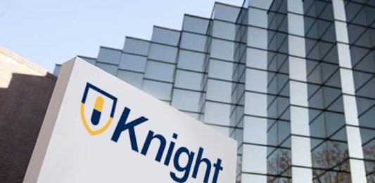 Knight suma licencia en Latam
