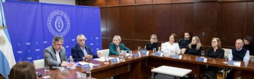 Salud: reunión con privados, resistencia antimicrobiana