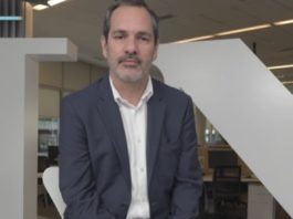 Bonás: se apuntala con publinotas