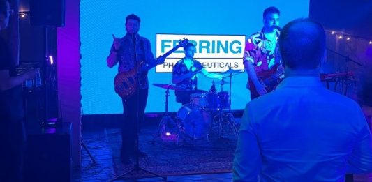 Ferring celebró el fin de año en Nómade