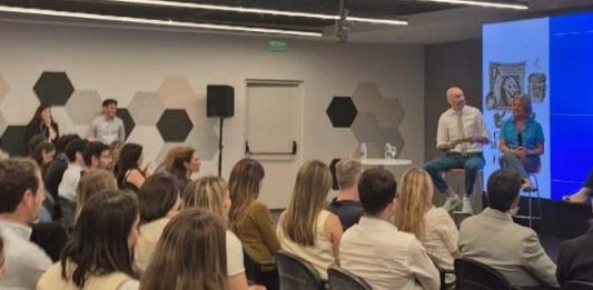 Pfizer con brindis de fin de año