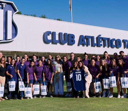 Algabo con Talleres de Córdoba, para fútbol femenino