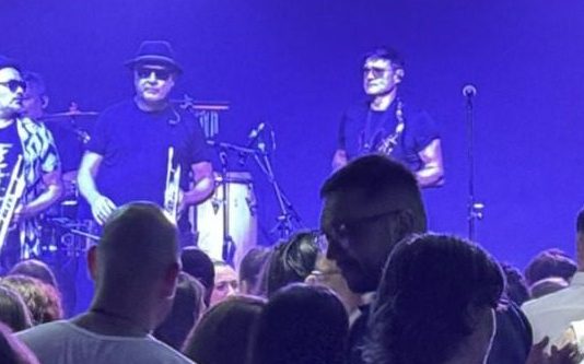 Tuteur: fiesta en La Rural, fin de año