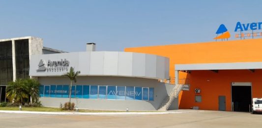 Droguería Avenida compró Macor