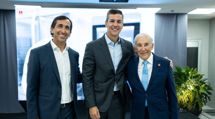 Adium: acto en Paraguay con el presidente Peña