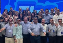 Elea con convención en Brasil