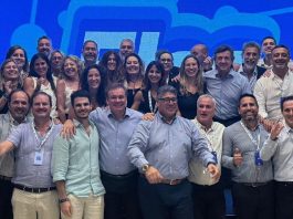 Elea con convención en Brasil