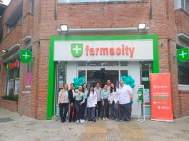 Farmacity corta cintas en Palermo