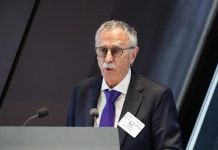 Salud: cambios por decreto y de ANMAT en ciernes