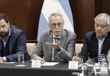 Gobierno y fabricantes de repelentes