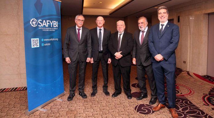 SAFYBI: Ministro Lugones en cumbre DT