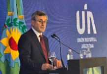 UIA: acto en la planta de Elea