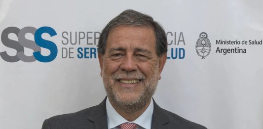 Super: sale Stivelman sube Guevara